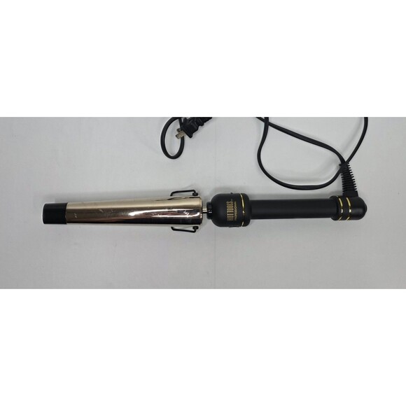 Hot Tools Other - Hot Tools Pro Artist 24K Gold Extended Barrel Tapered Curling Iron HTIR8018G